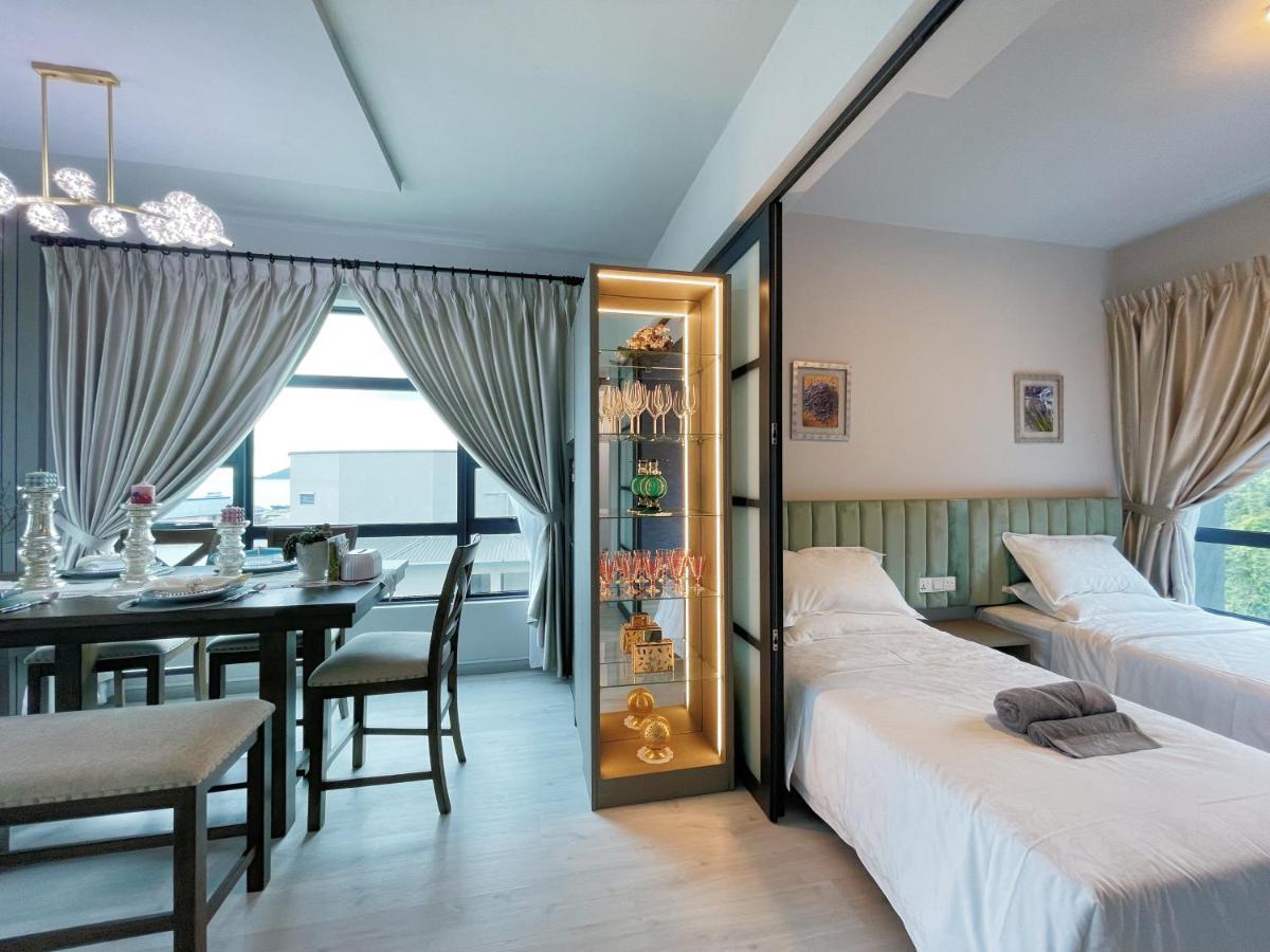 Seaside Lavender Suite Jesselton Quay Citypads コタキナバル エクステリア 写真